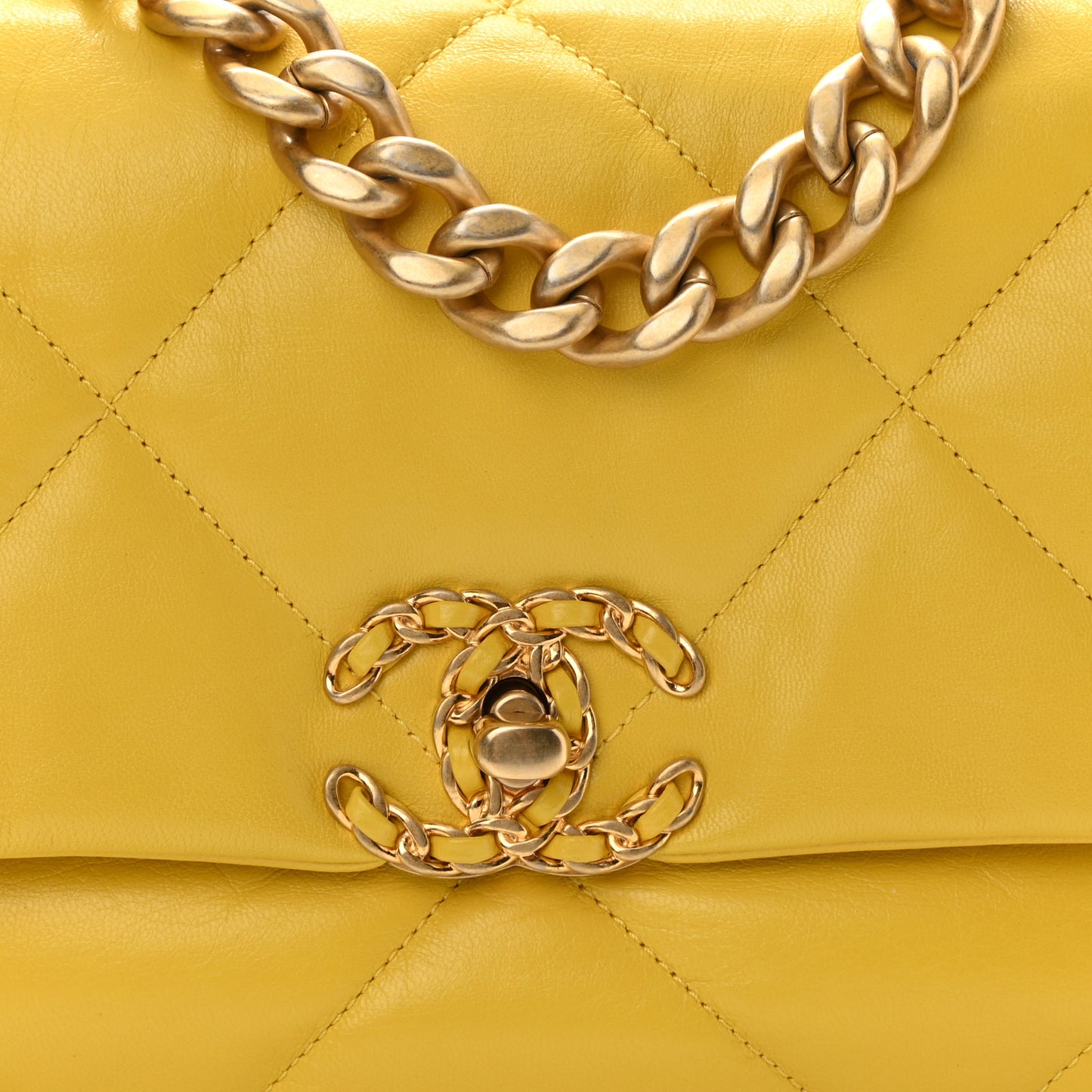 Lambskin Quilted Medium Chanel 19 Flap Yellow