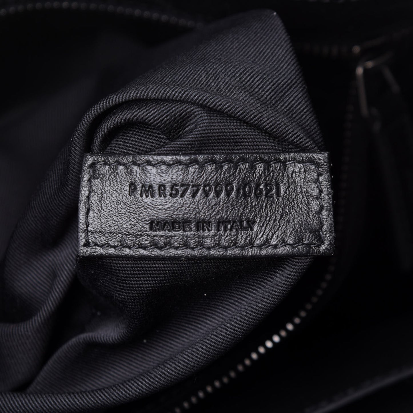 Crinkled Calfskin Matelasse Monogram Niki Shoulder Bag Black