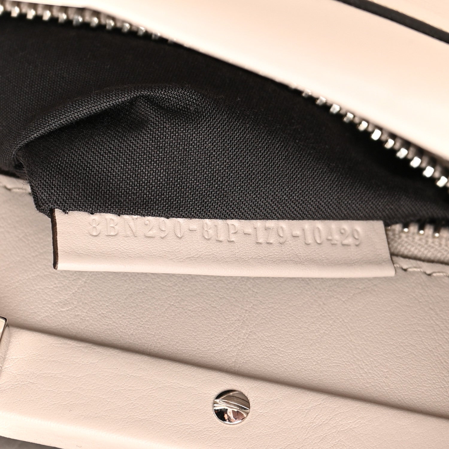 Fendi Vitello Seta Lace Up Medium Peekaboo Iconic Satchel Grigio Polvere 8 of 14
