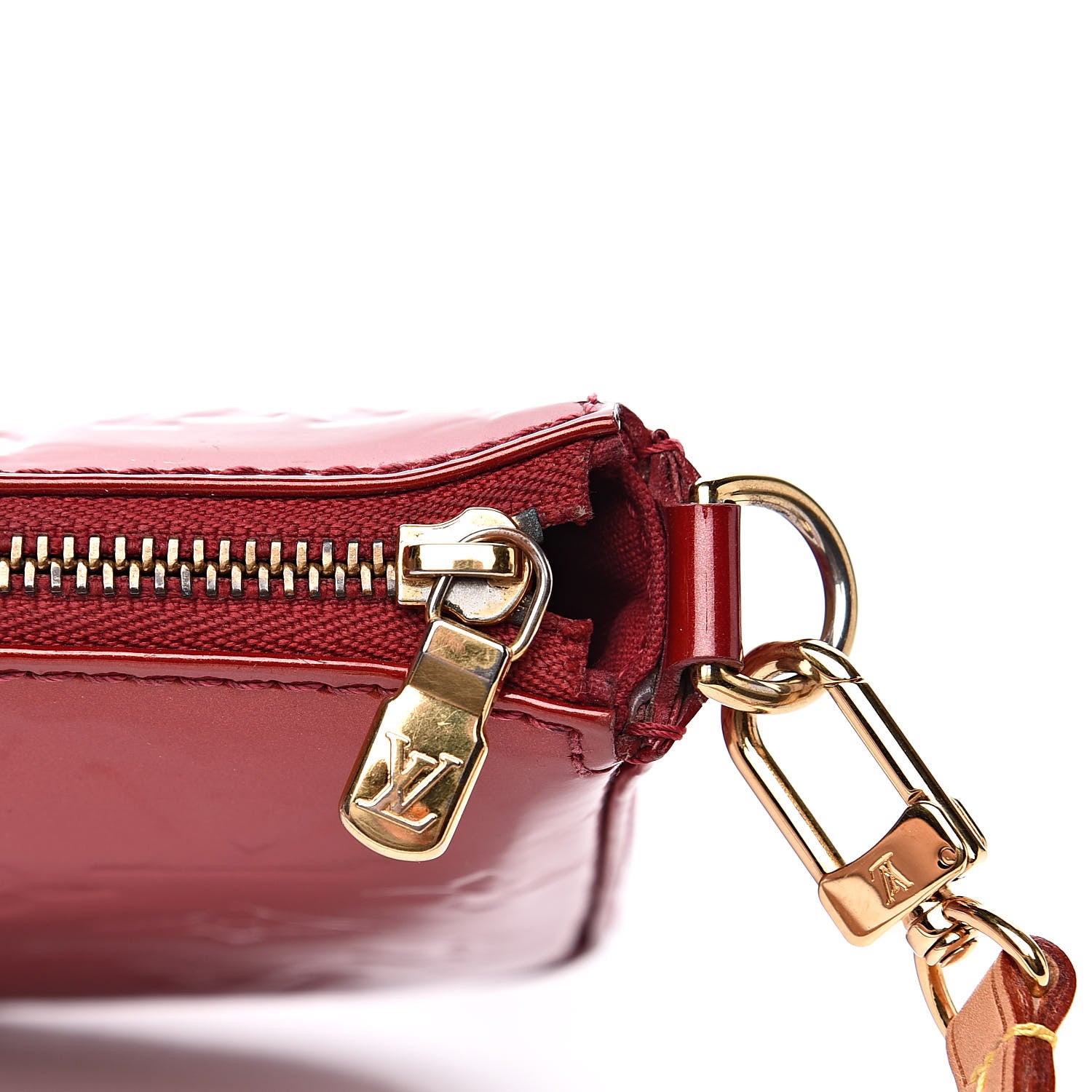 Louis Vuitton Vernis Pochette Accessories NM Pomme D'Amour 12 of 14
