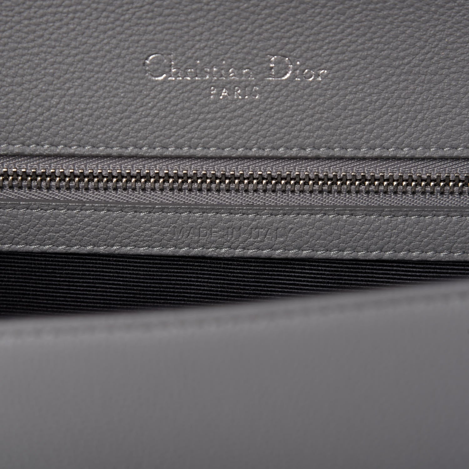 Christian Dior Grained Calfskin Medium Diorama Flap Bag Gris 10 of 11