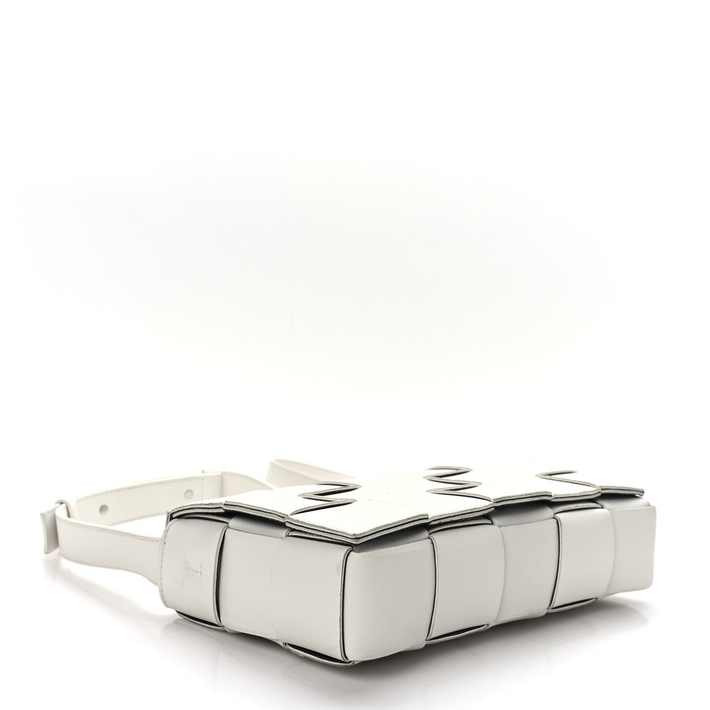 Lambskin Maxi Intrecciato Cassette Crossbody Bag White