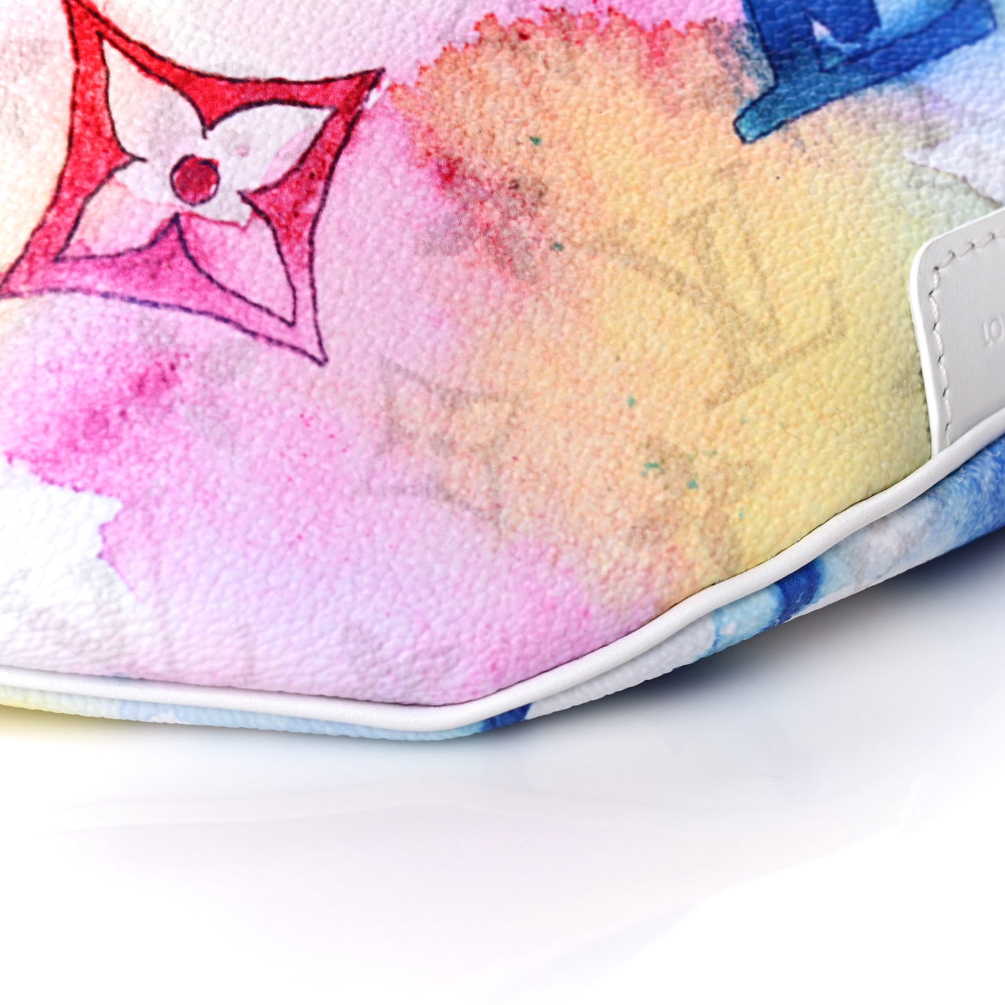 Monogram Watercolor Discovery Bumbag Multicolor