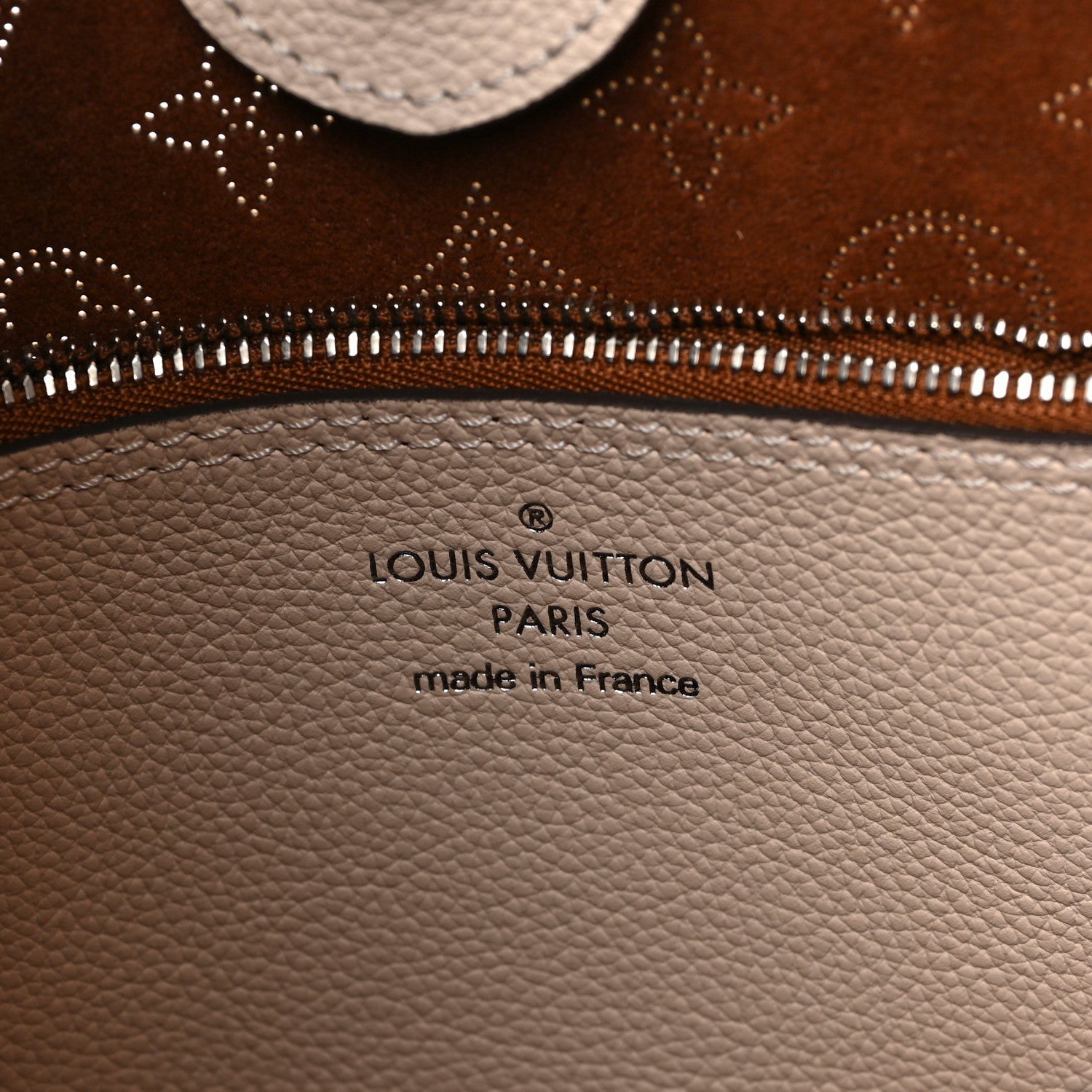 Louis Vuitton Mahina Carmel Hobo Creme 6 of 8