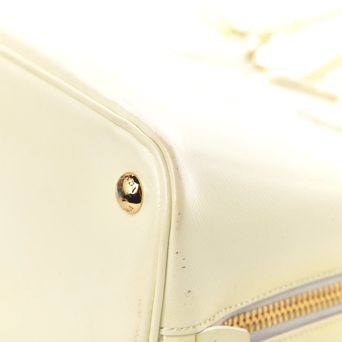 Saffiano Lux Medium Promenade Tote White