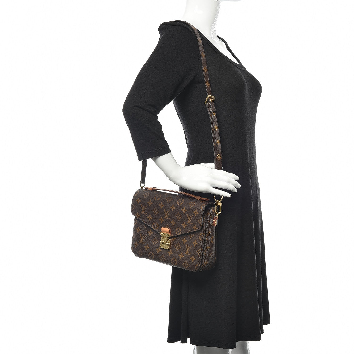 Louis Vuitton Monogram Pochette Metis 2 of 12