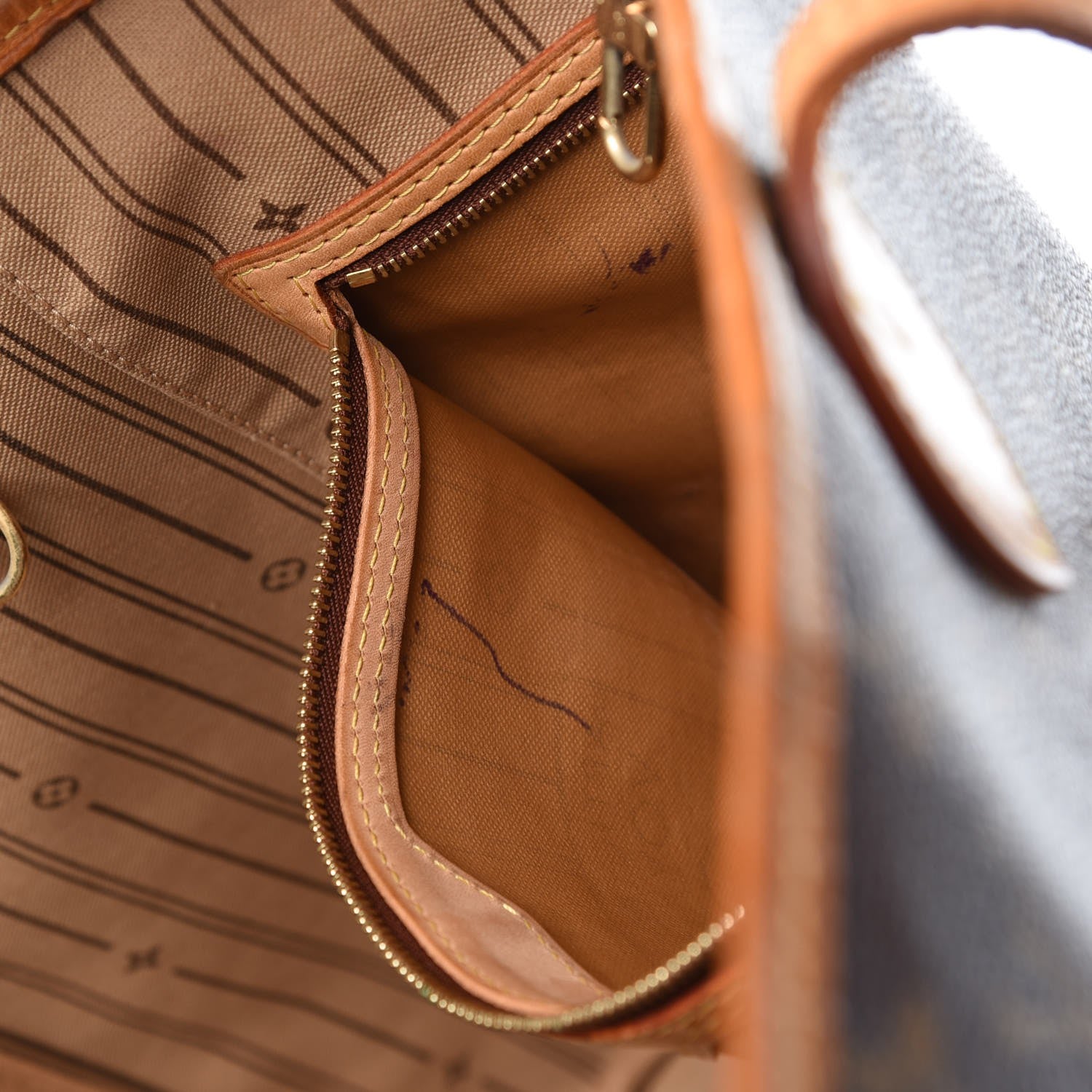 Louis Vuitton Monogram Neverfull GM 11 of 19
