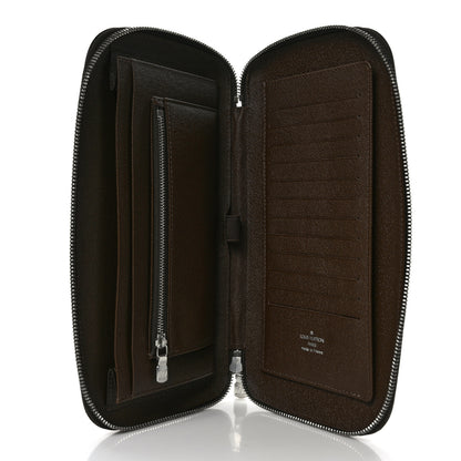 Louis Vuitton Taiga Atoll Travel Organizer Grizzli 5 of 8