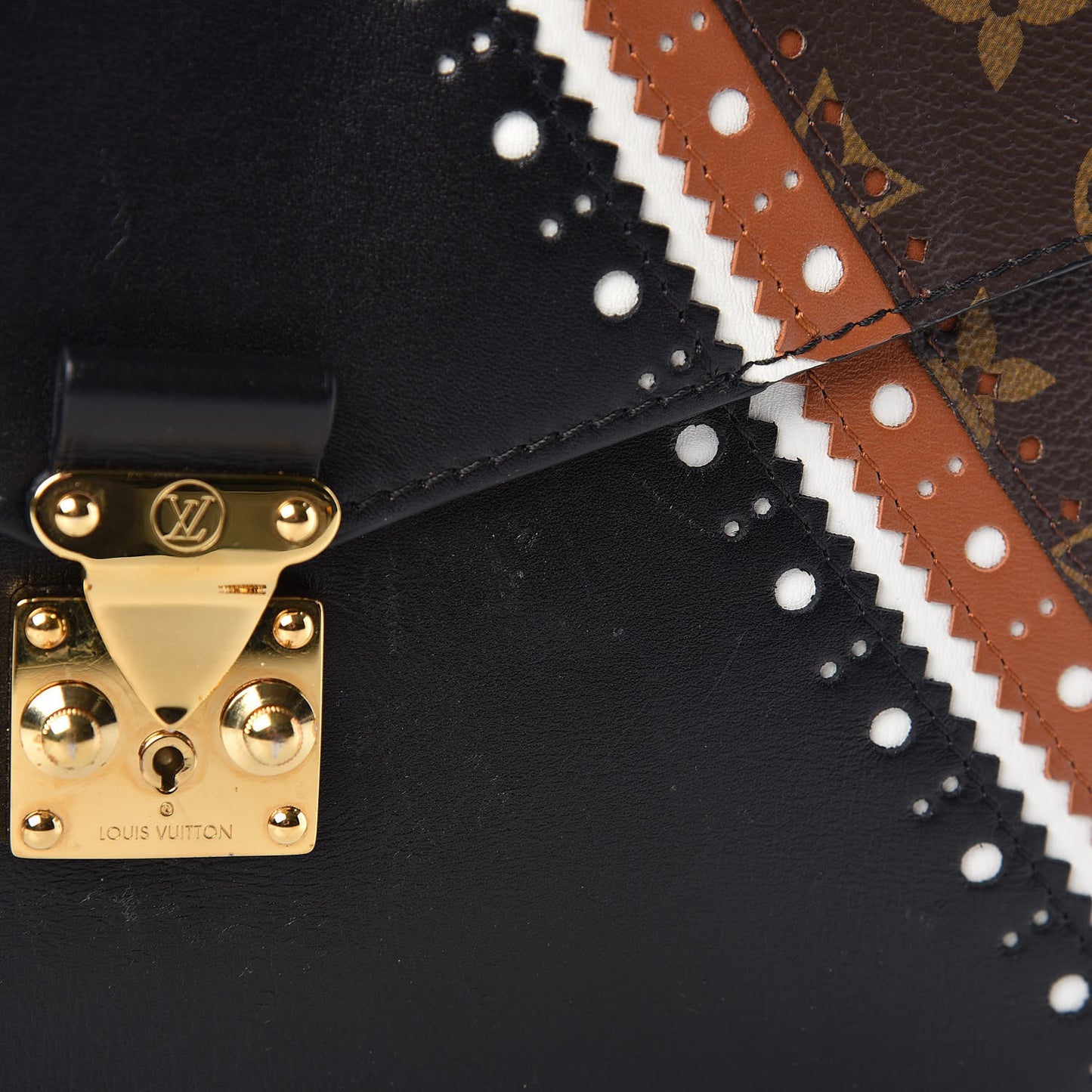 Monogram Pochette Metis MM
