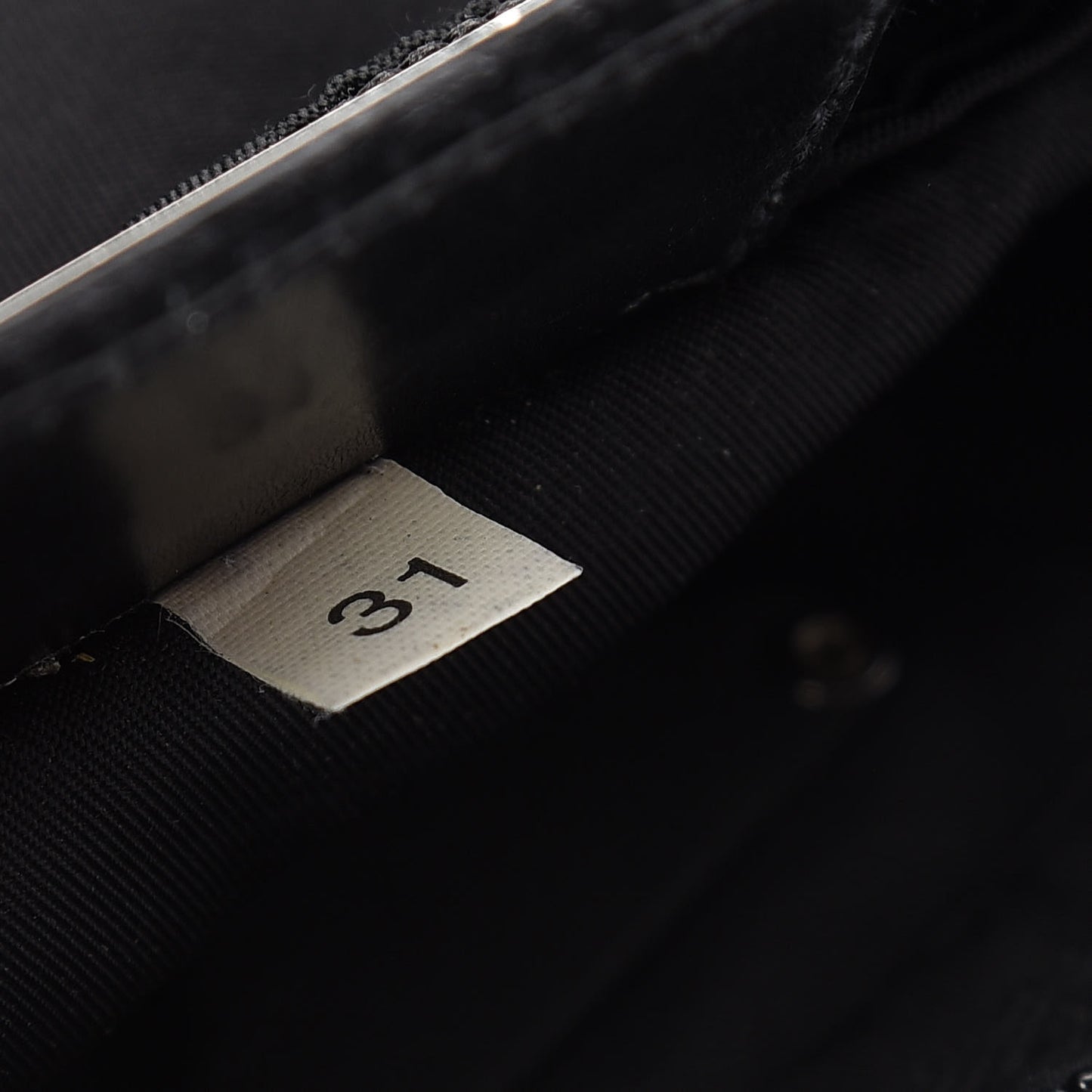 Nylon Flat Messenger Bag Black