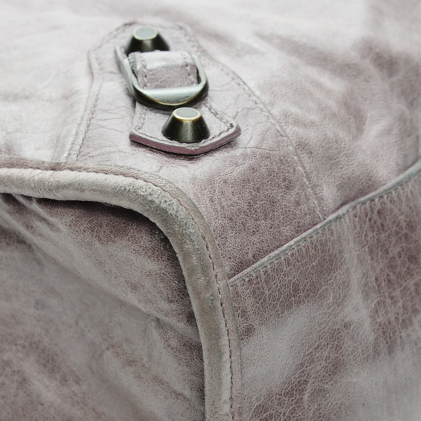 Chevre Classic Hardware City Lilac
