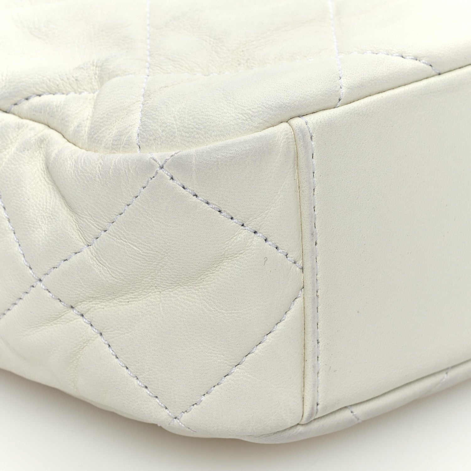 Chanel Lambskin Pearl Quilted CC Mini Camera Case White 9 of 11