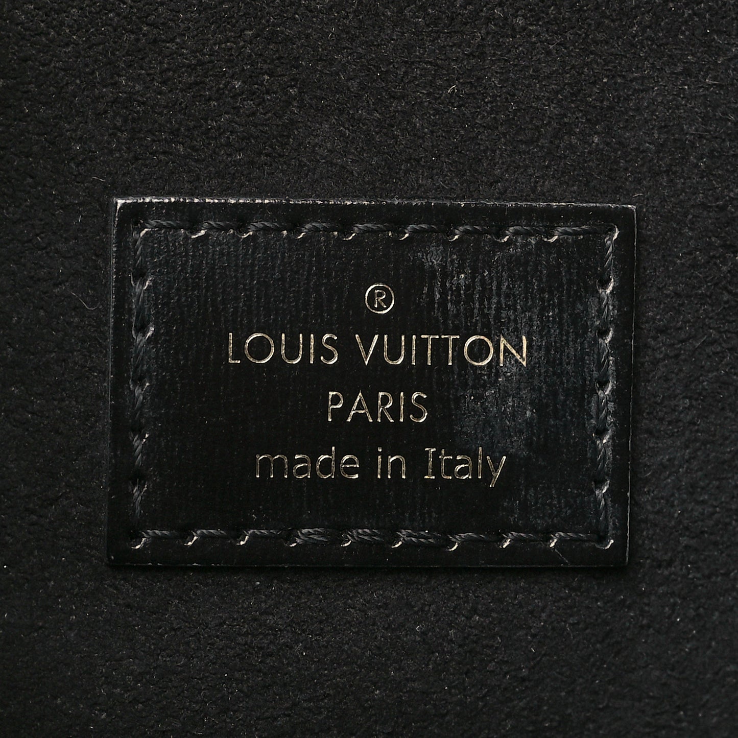 Reverse Monogram Pochette Metis