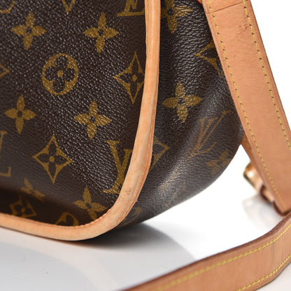 Louis Vuitton Monogram Menilmontant PM 9 of 12