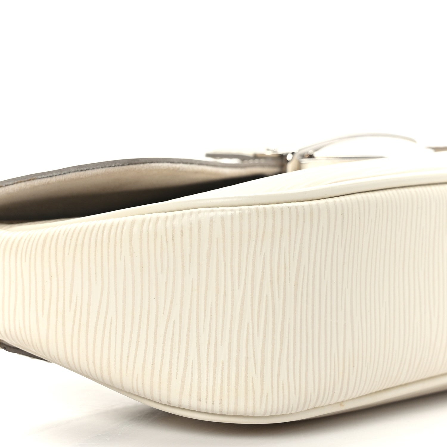 Louis Vuitton Epi Montaigne Clutch Ivory 8 of 8