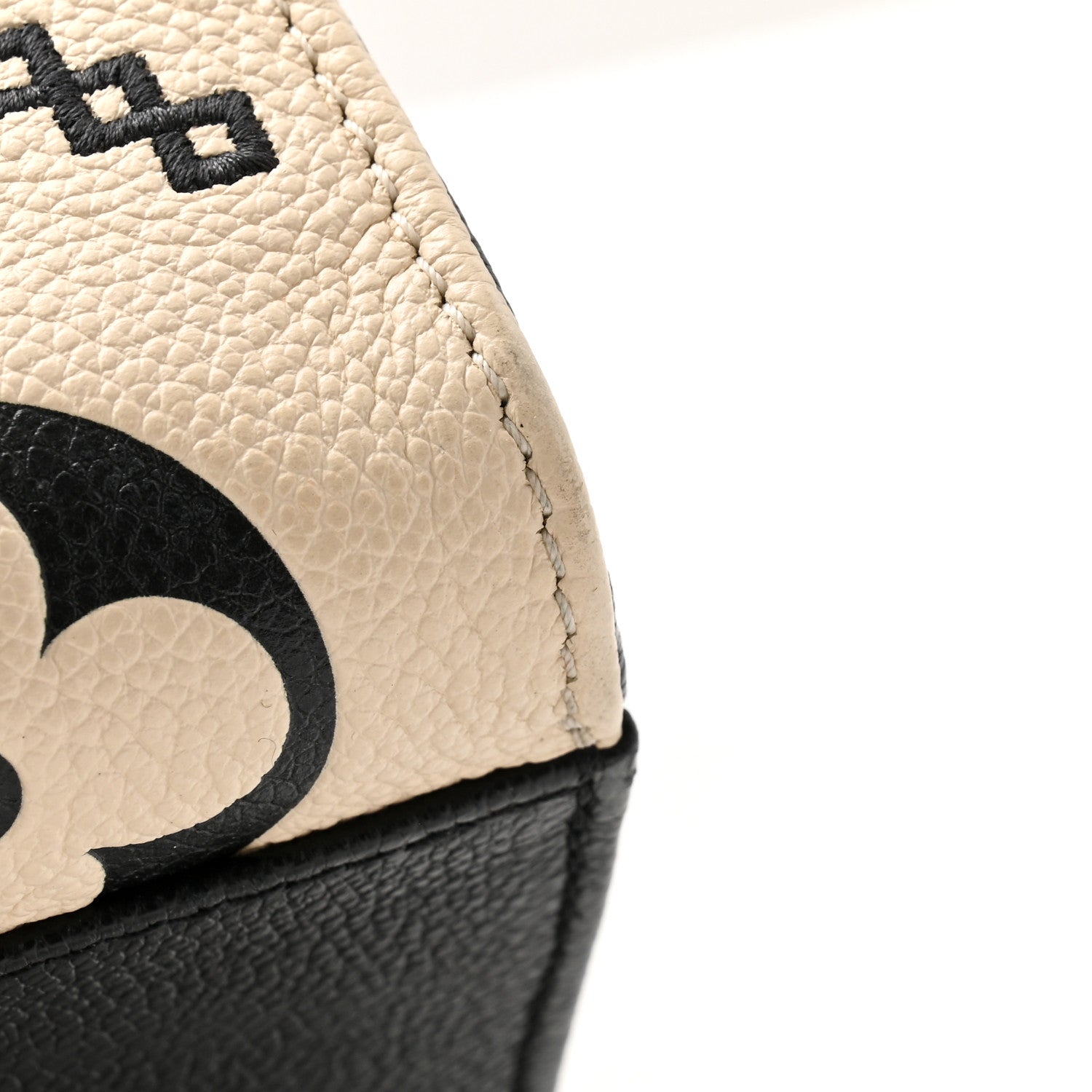 Louis Vuitton Empreinte Monogram Giant Broderies Onthego MM Cream Black 11 of 11