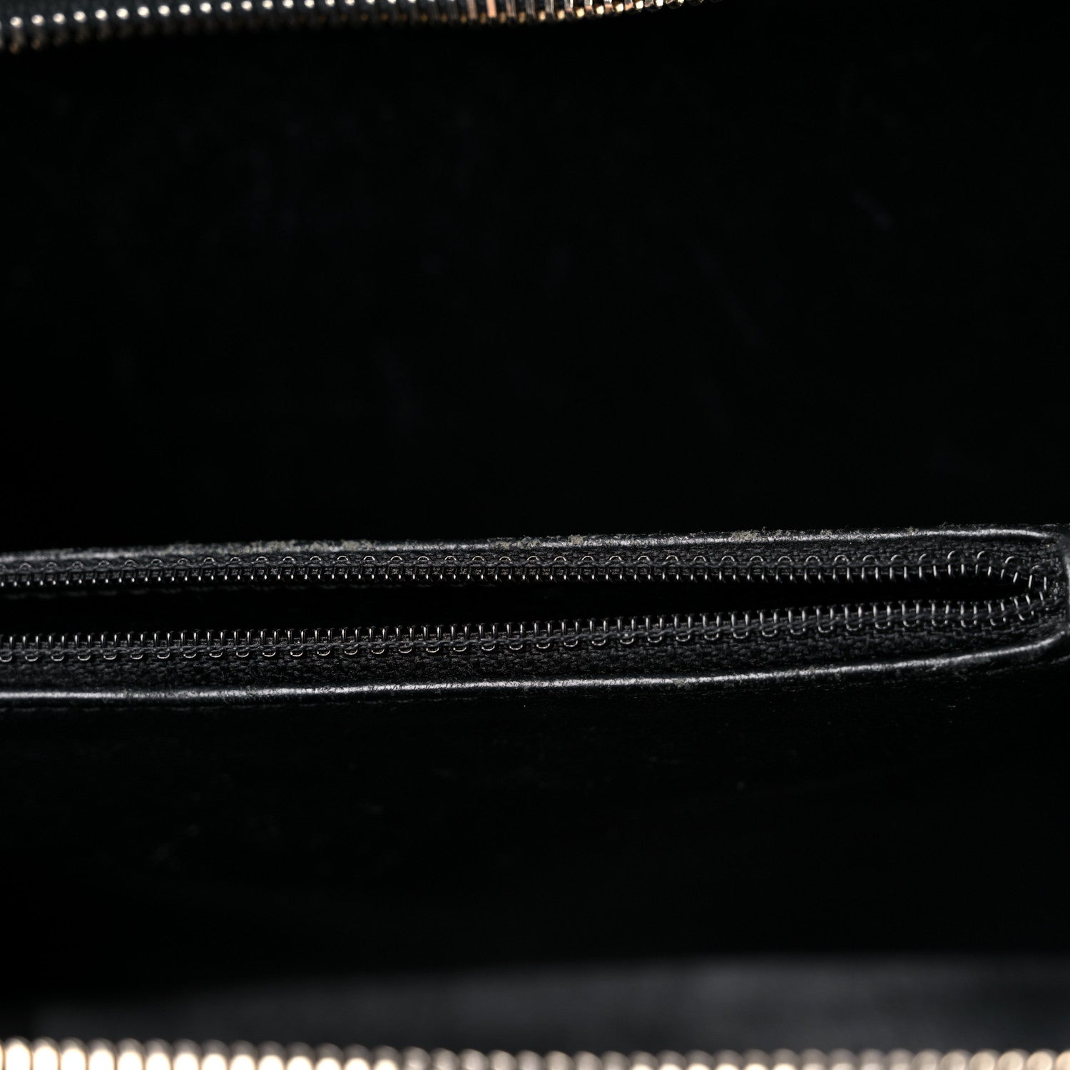 Chanel Caviar Quilted Medium CC Filigree Vanity Case Black 14 of 14