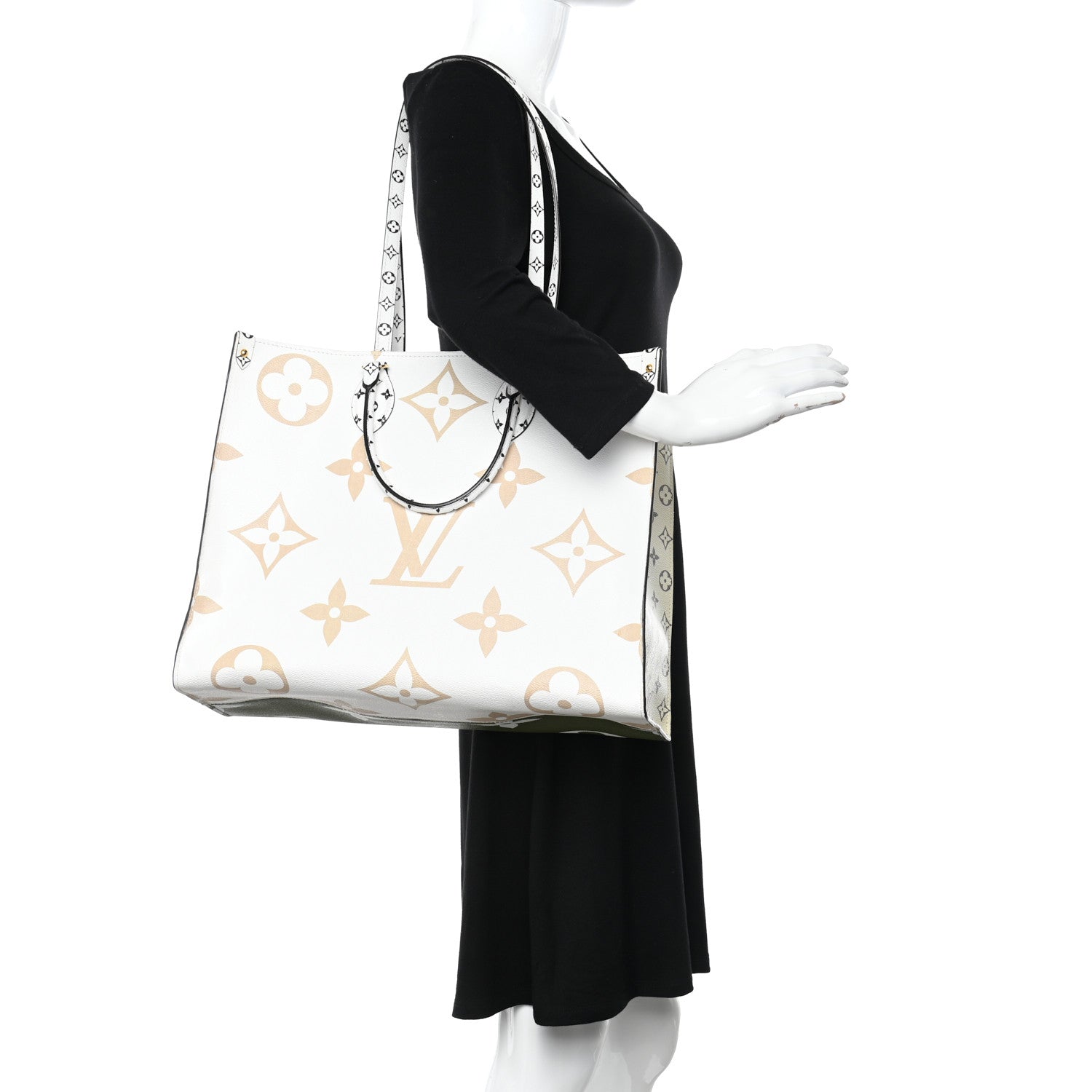 Louis Vuitton Monogram Giant Onthego GM Kaki Beige 2 of 14