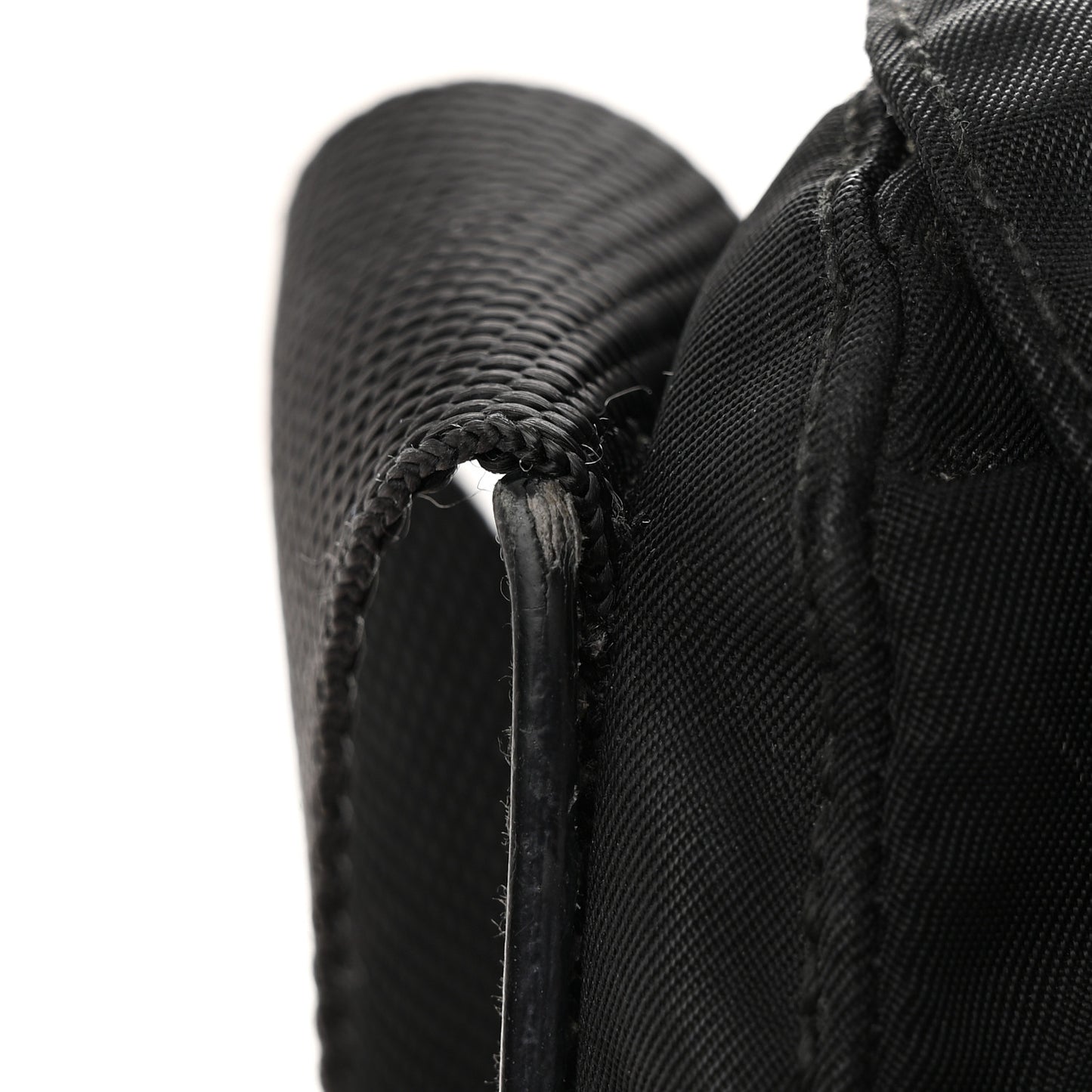 Nylon Vela Messenger Black