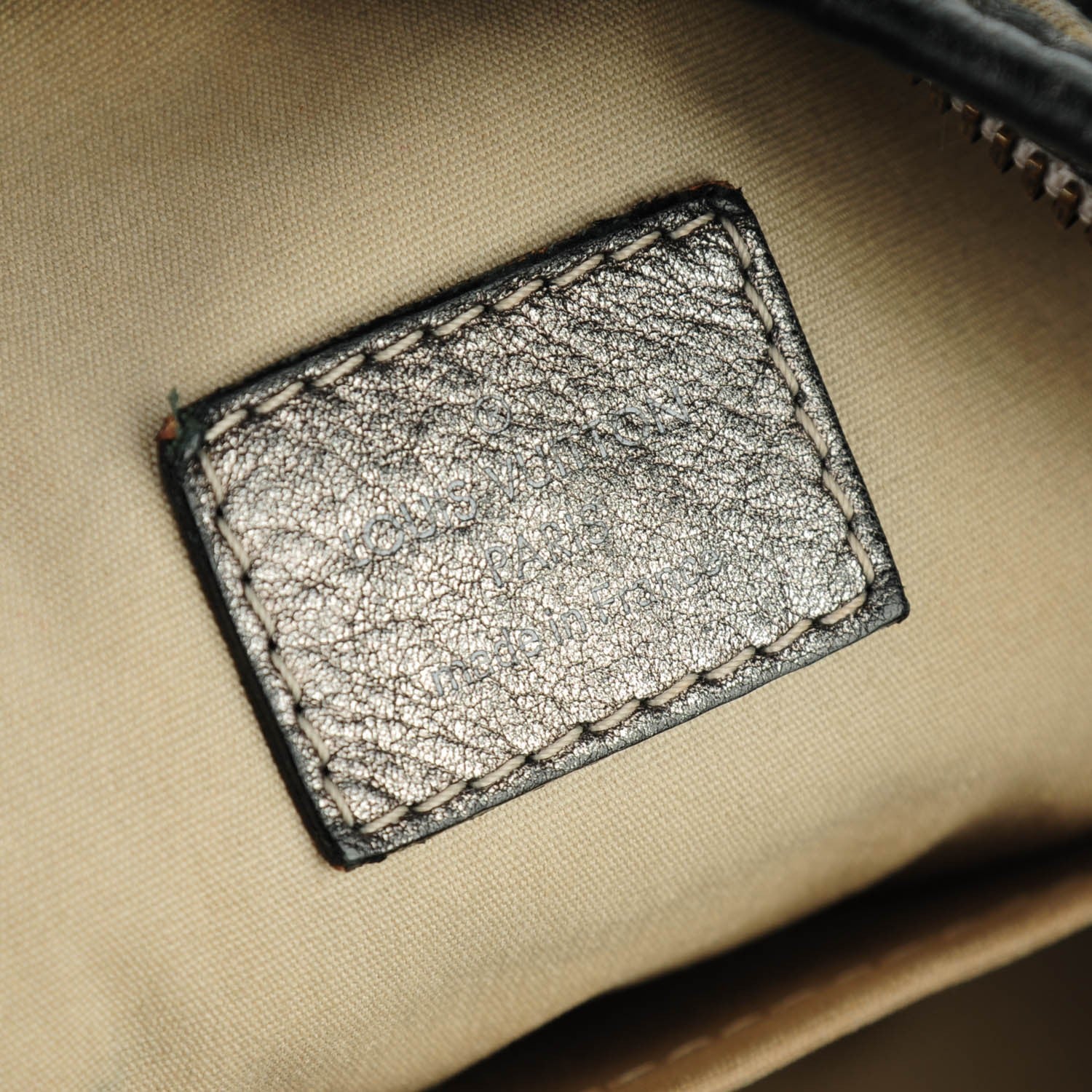 Louis Vuitton Mini Lin Monogram Besace Angele Platine 7 of 9