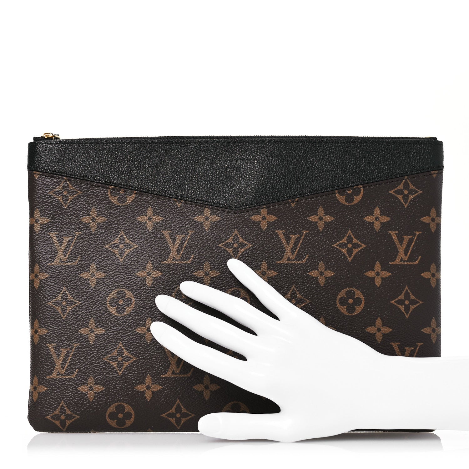Louis Vuitton Monogram Daily Pouch Black 2 of 9