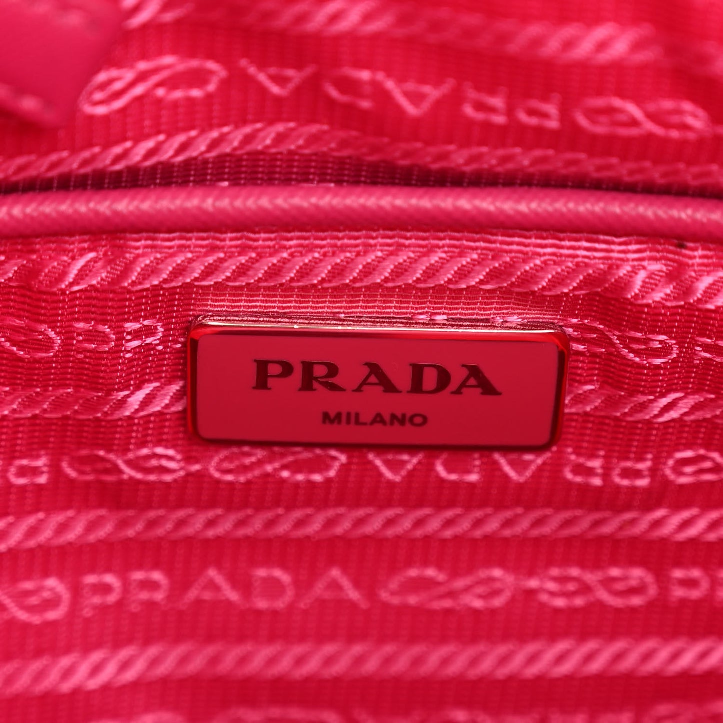 Tessuto Nylon Saffiano Vela Medium Backpack Pink