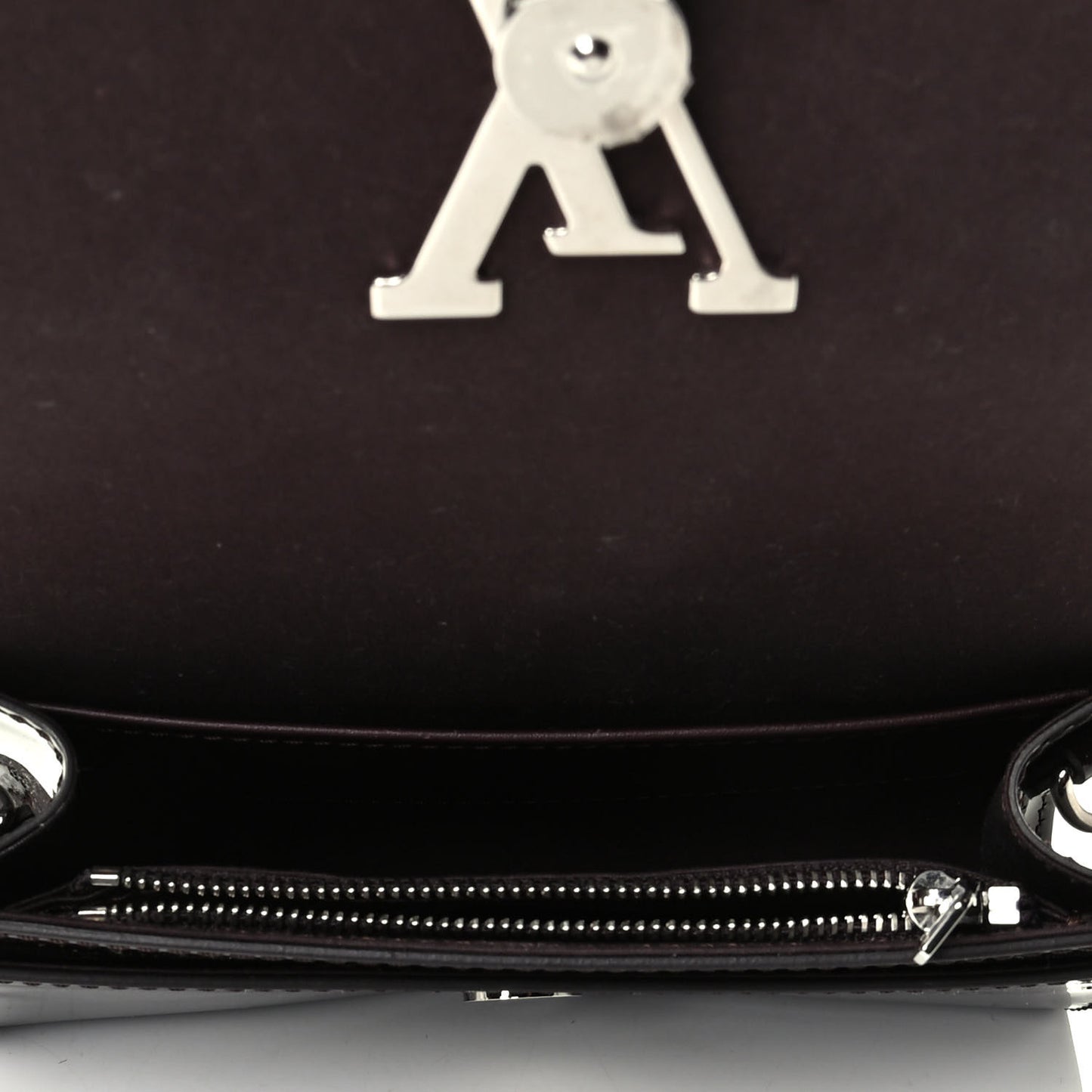 Patent Louise PM Chain Clutch Amarante