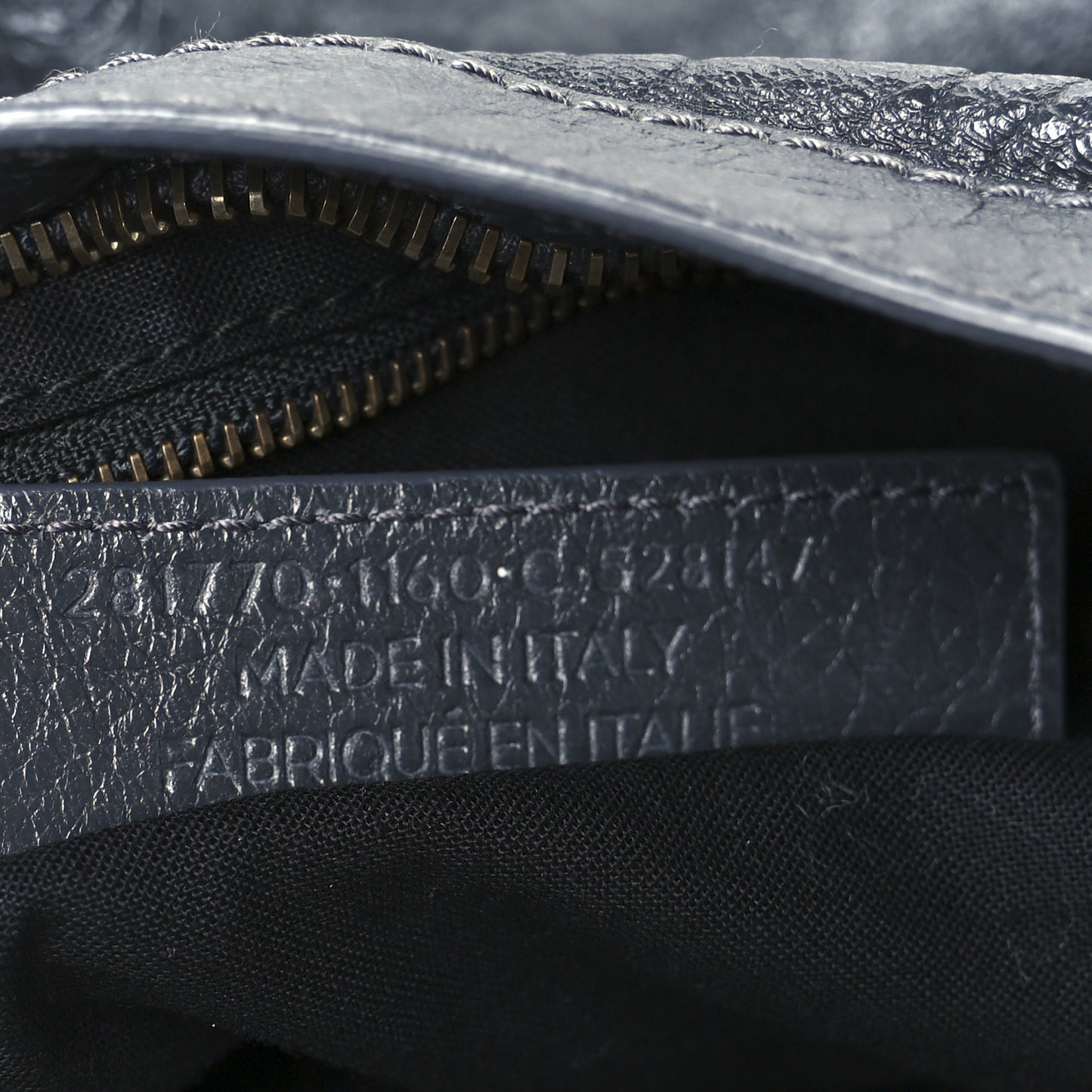 Agneau Giant 12 Gunmetal Hardware City Gris Fossile