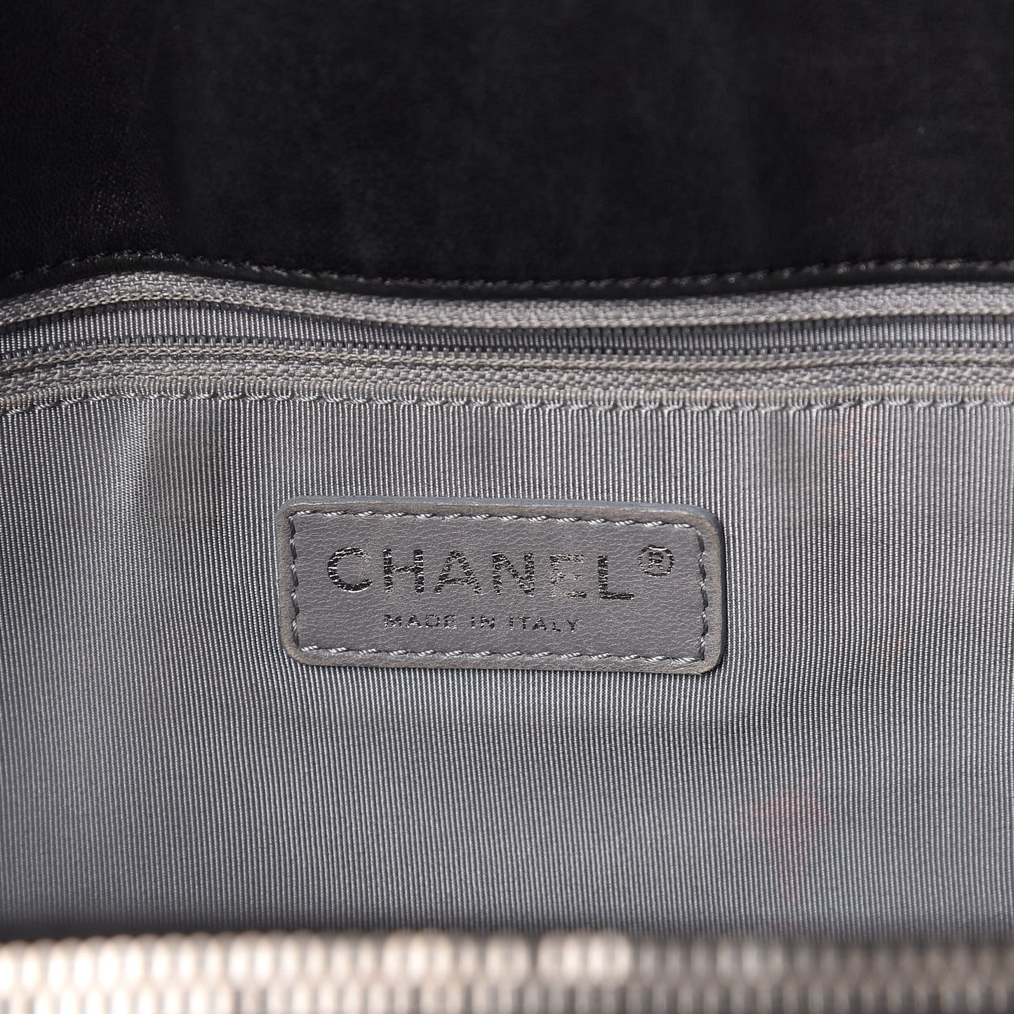 Vinyl XL Lipstick Tote Black