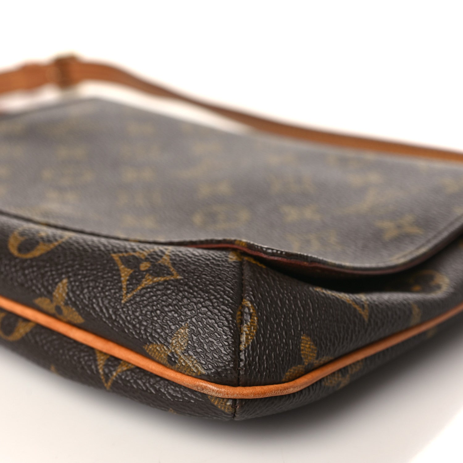 Louis Vuitton Monogram Musette Tango 8 of 8