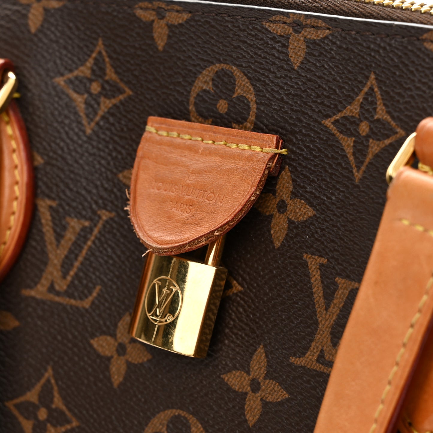 Monogram Rivoli MM