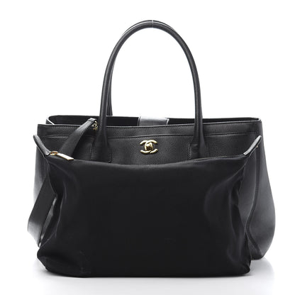 Chanel Calfskin Cerf Executive Shopper Tote Black 3 of 15