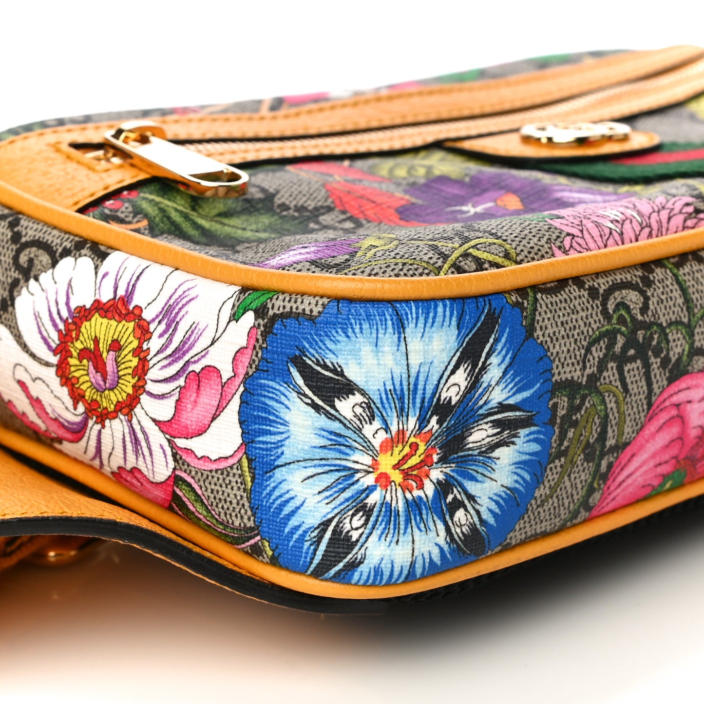 GG Supreme Monogram Flora Medium Ophidia Belt Bag Beige Multicolor Crop