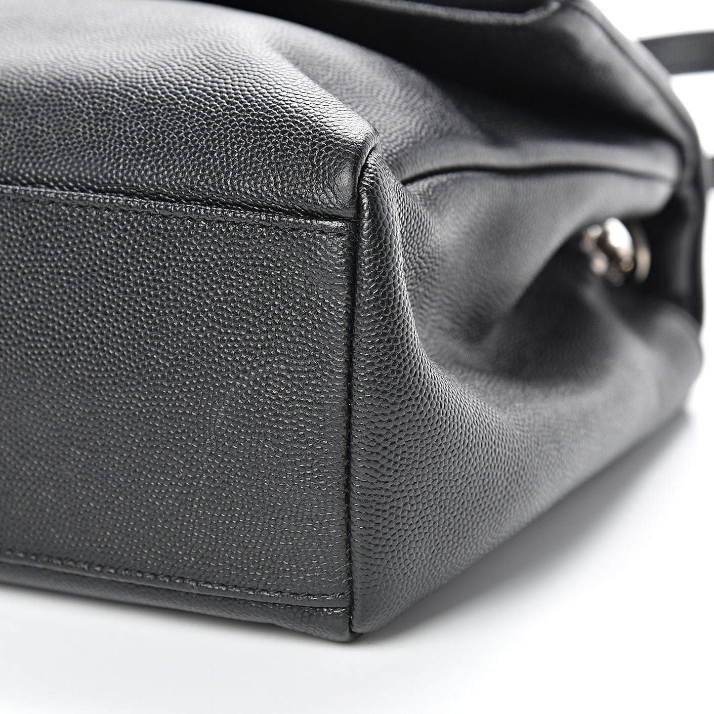 Grain De Poudre Medium West Hollywood Monogram Fold-Over Black