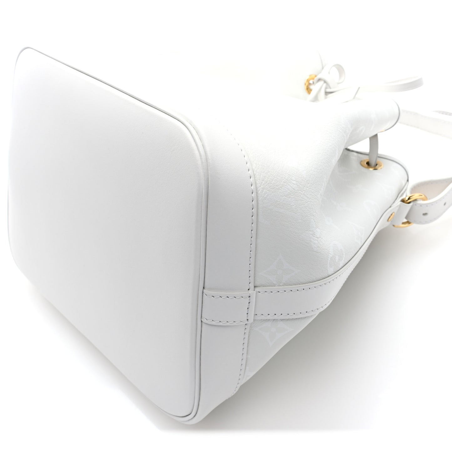 X SUN YITIAN Calfskin Monogram Petit Noe White