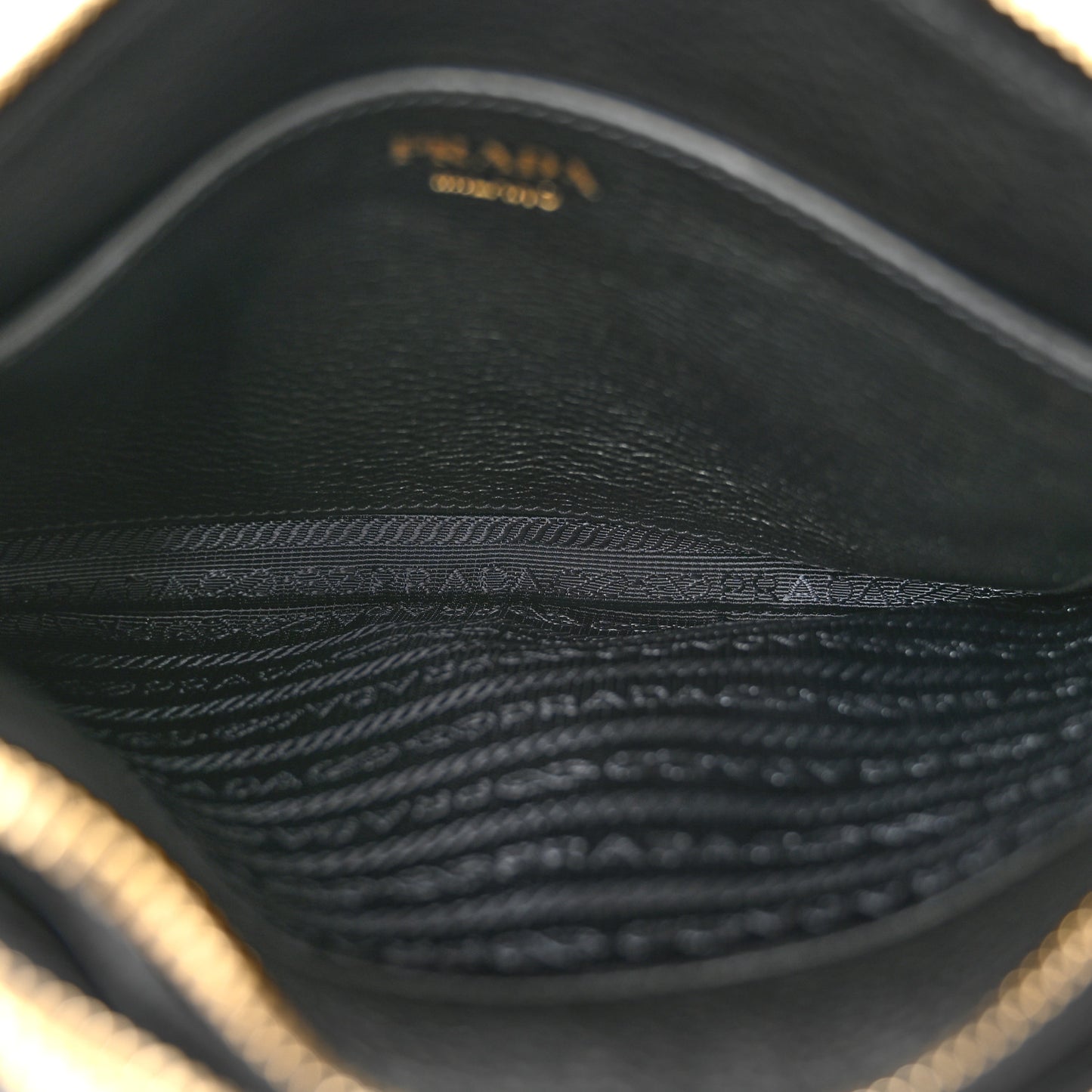 Vitello Daino Double Zip Crossbody Bag Black
