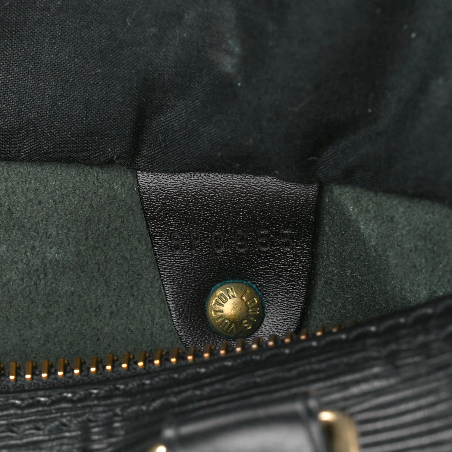 Louis Vuitton Epi Speedy 25 Black 7 of 16
