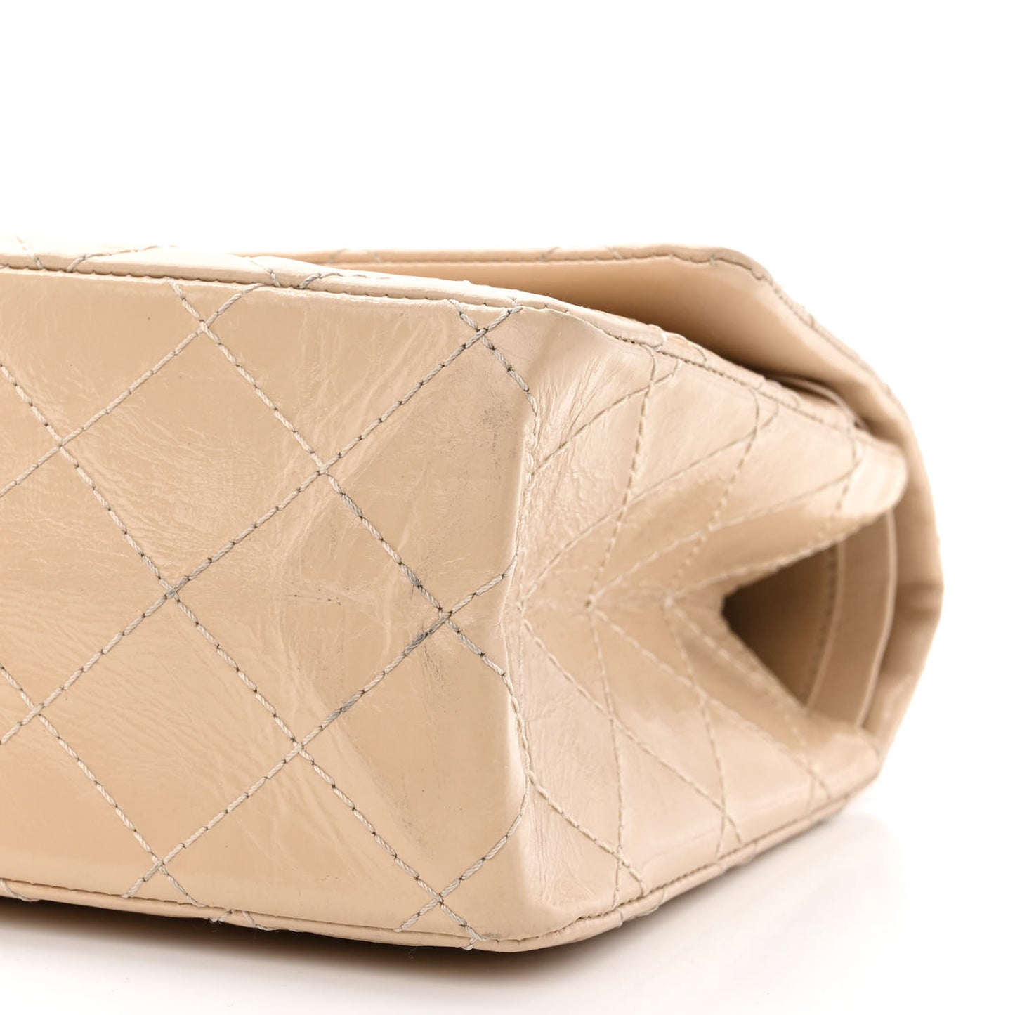 Distressed Patent Quilted 2.55 Reissue 226 Flap Beige