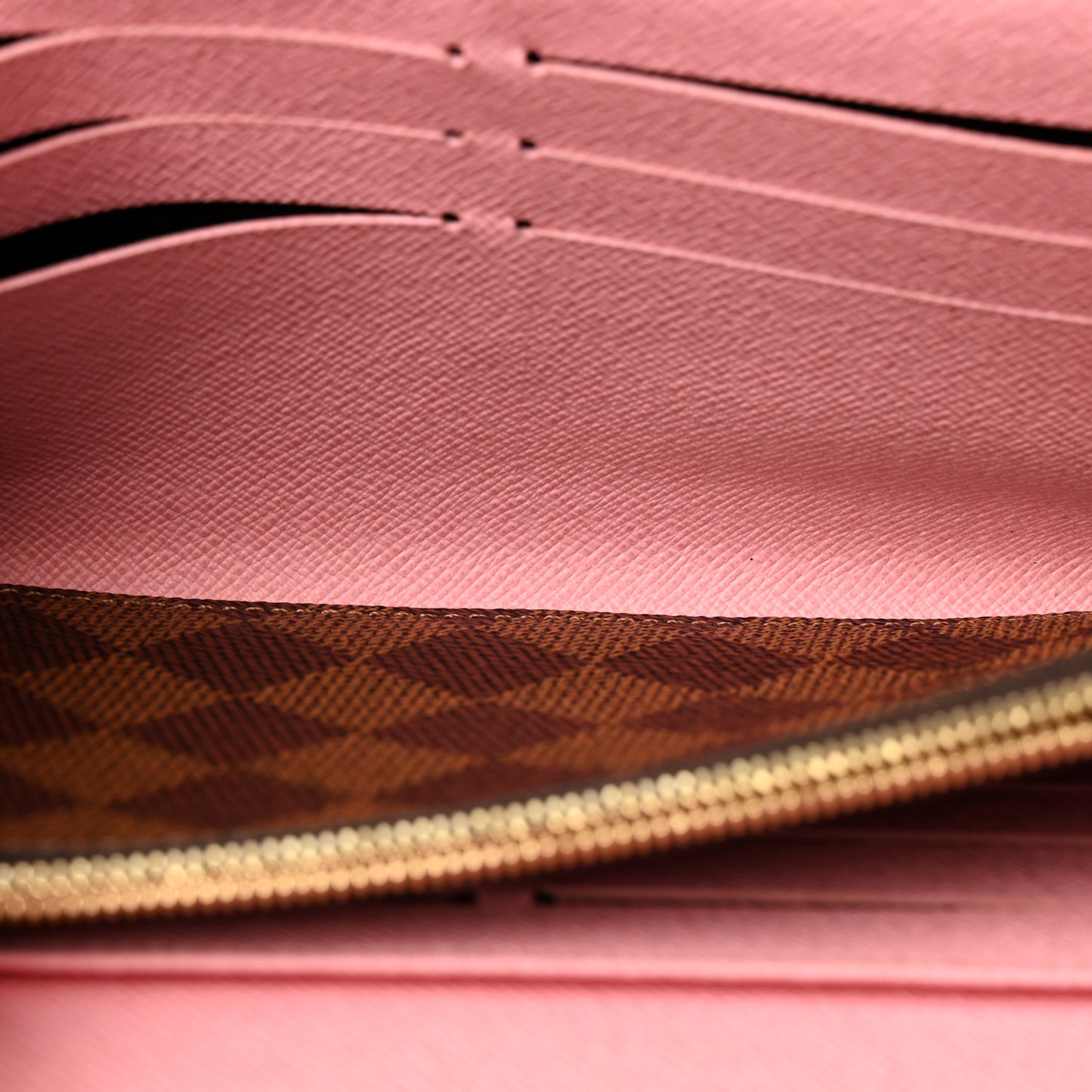 Damier Ebene Studded Sarah Wallet NM Rose Ballerine
