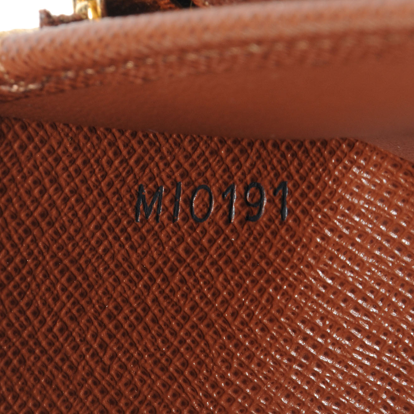 Louis Vuitton Monogram Zippy Compact Wallet 8 of 8