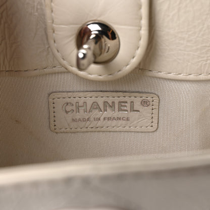 Chanel Crumpled Calfskin Bucket Bag White 6 of 10