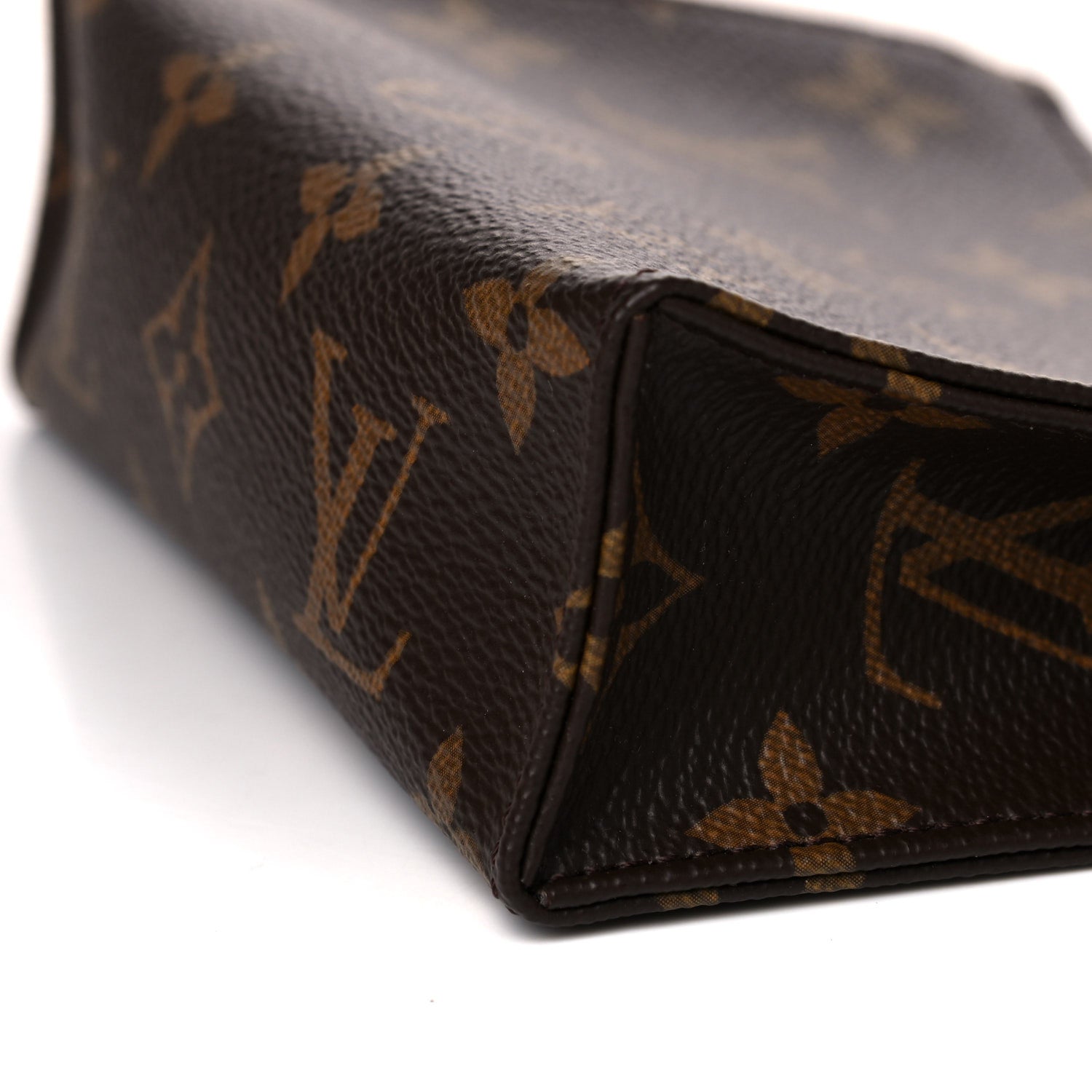 Louis Vuitton Monogram Toiletry Pouch 15 8 of 9
