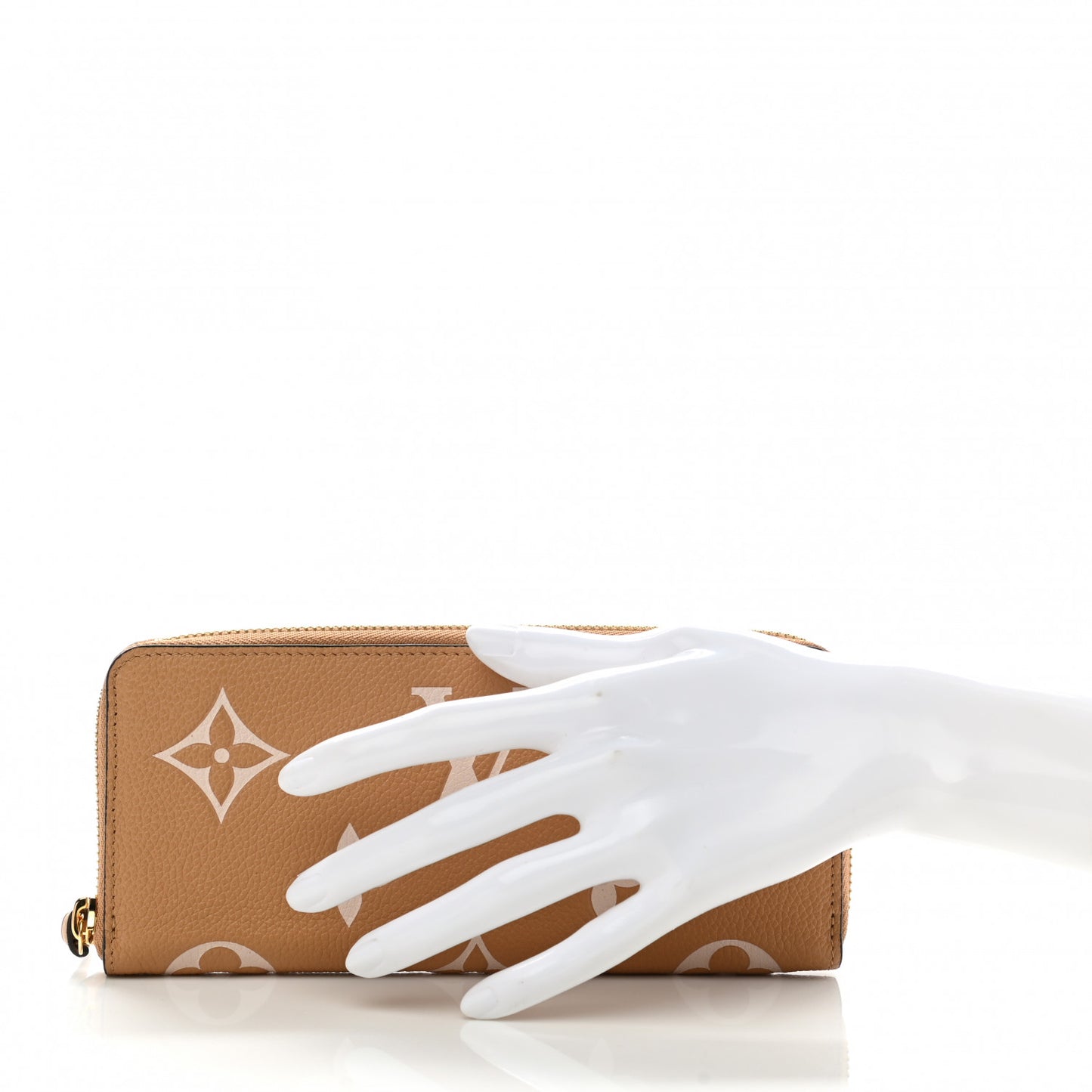 Empreinte Monogram Giant Clemence Wallet Arizona Creme