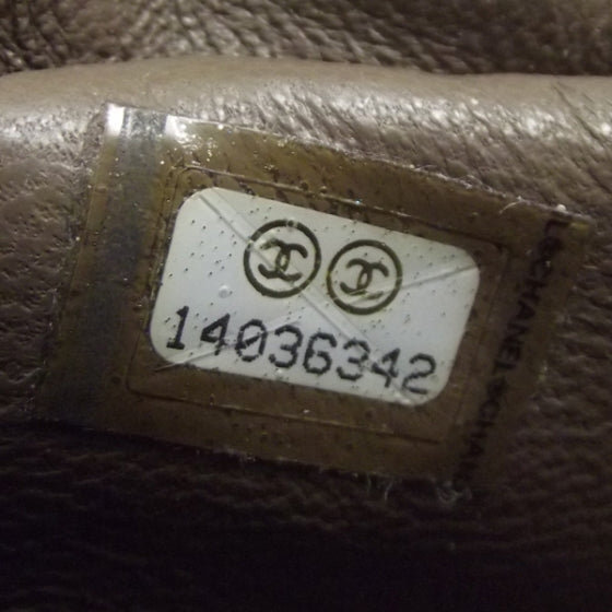 Caviar Jumbo Classic Flap Taupe