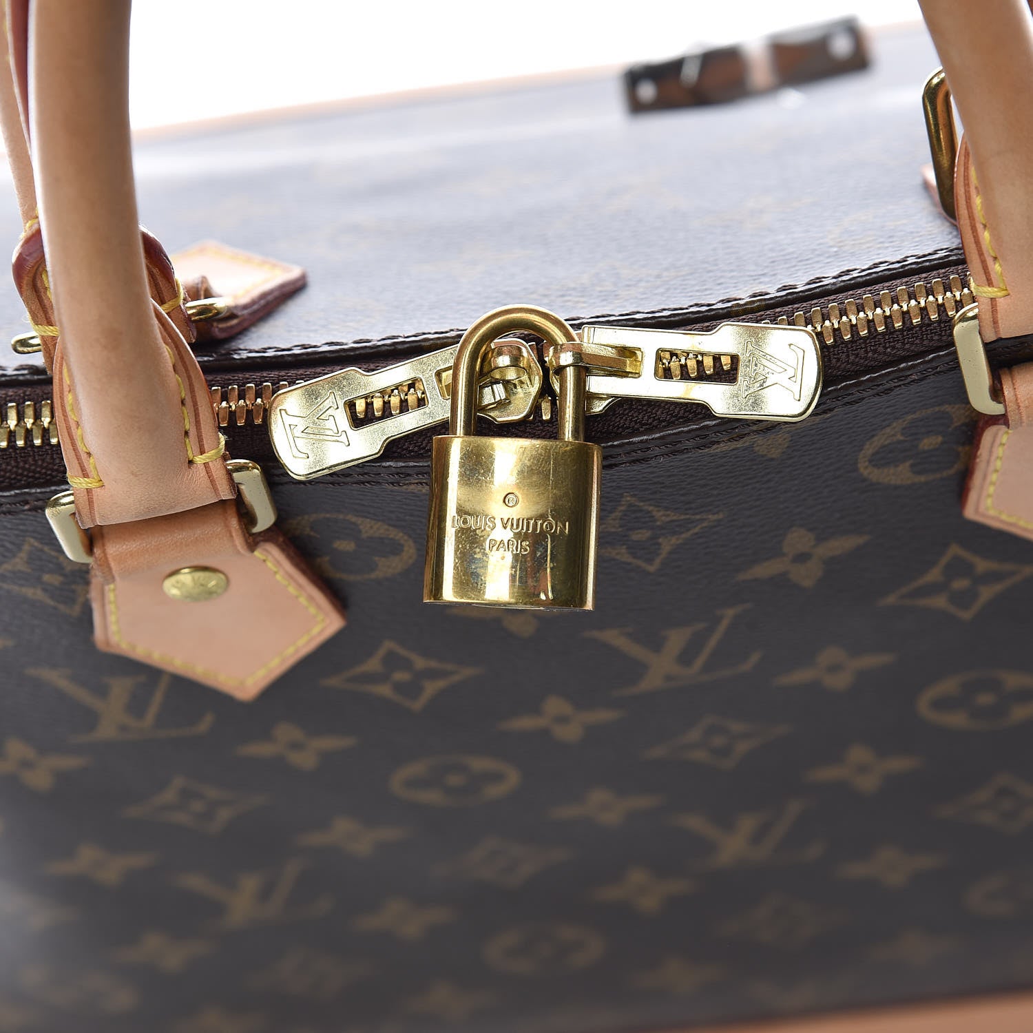 Louis Vuitton Monogram Alma GM 16 of 16