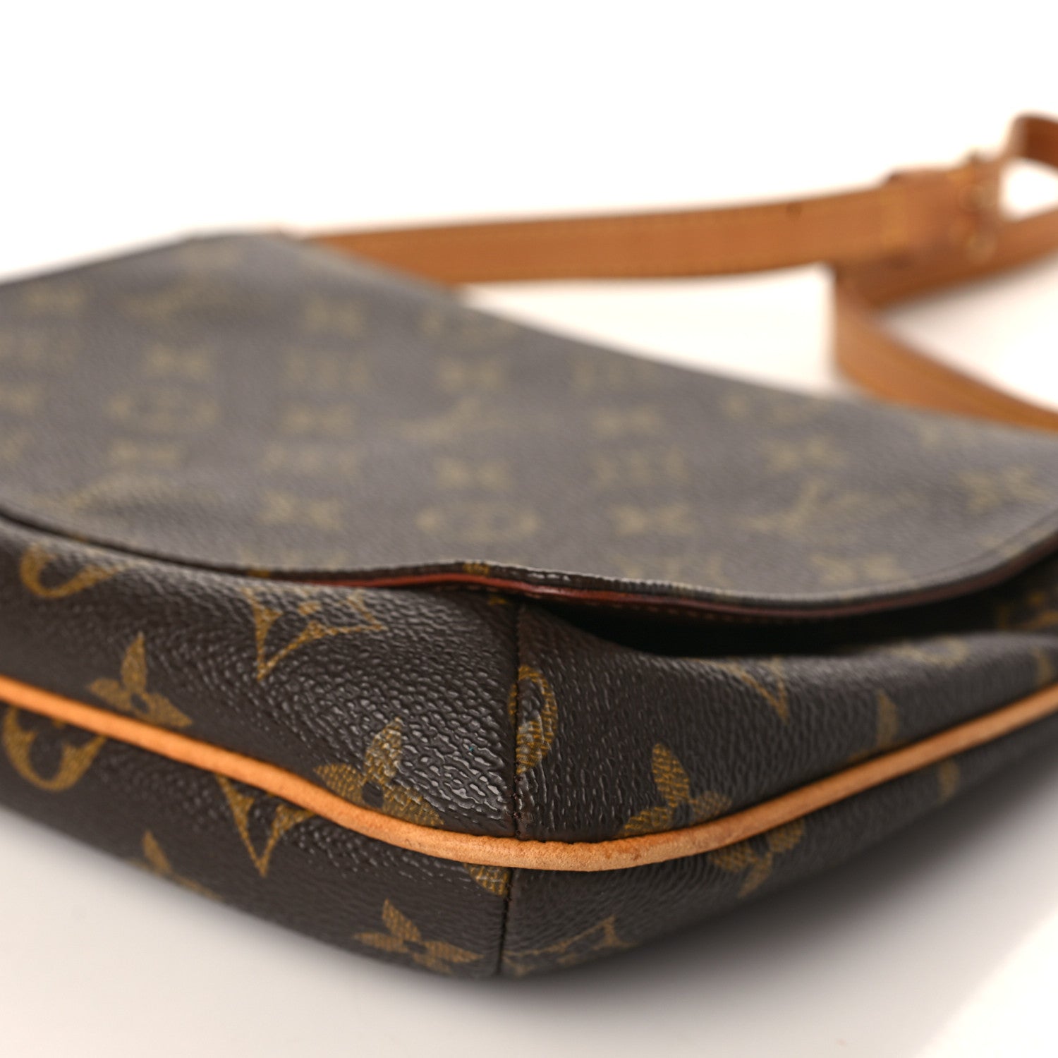 Louis Vuitton Monogram Musette Tango 8 of 8