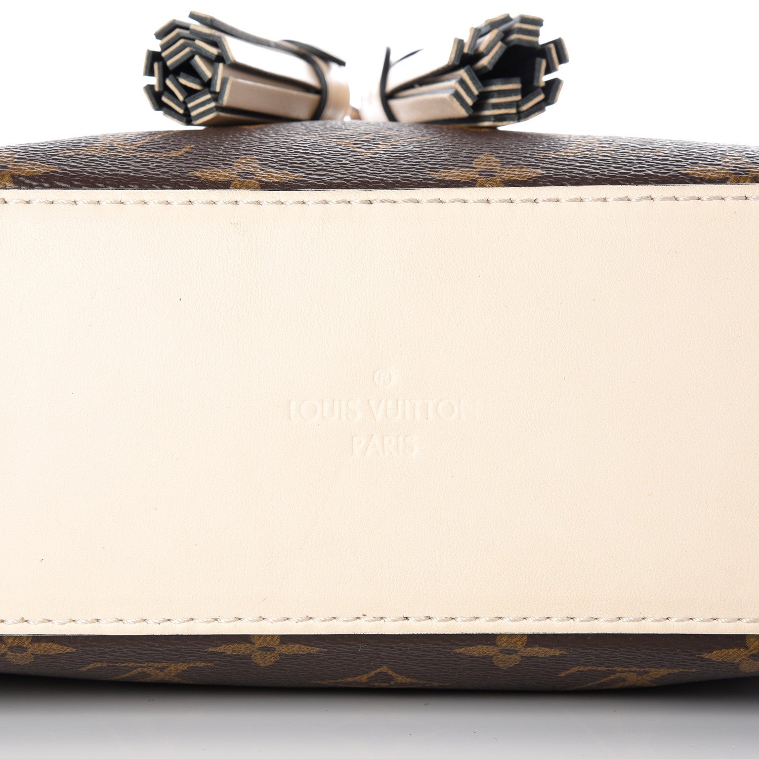 Louis Vuitton Monogram Saintonge Creme 9 of 11