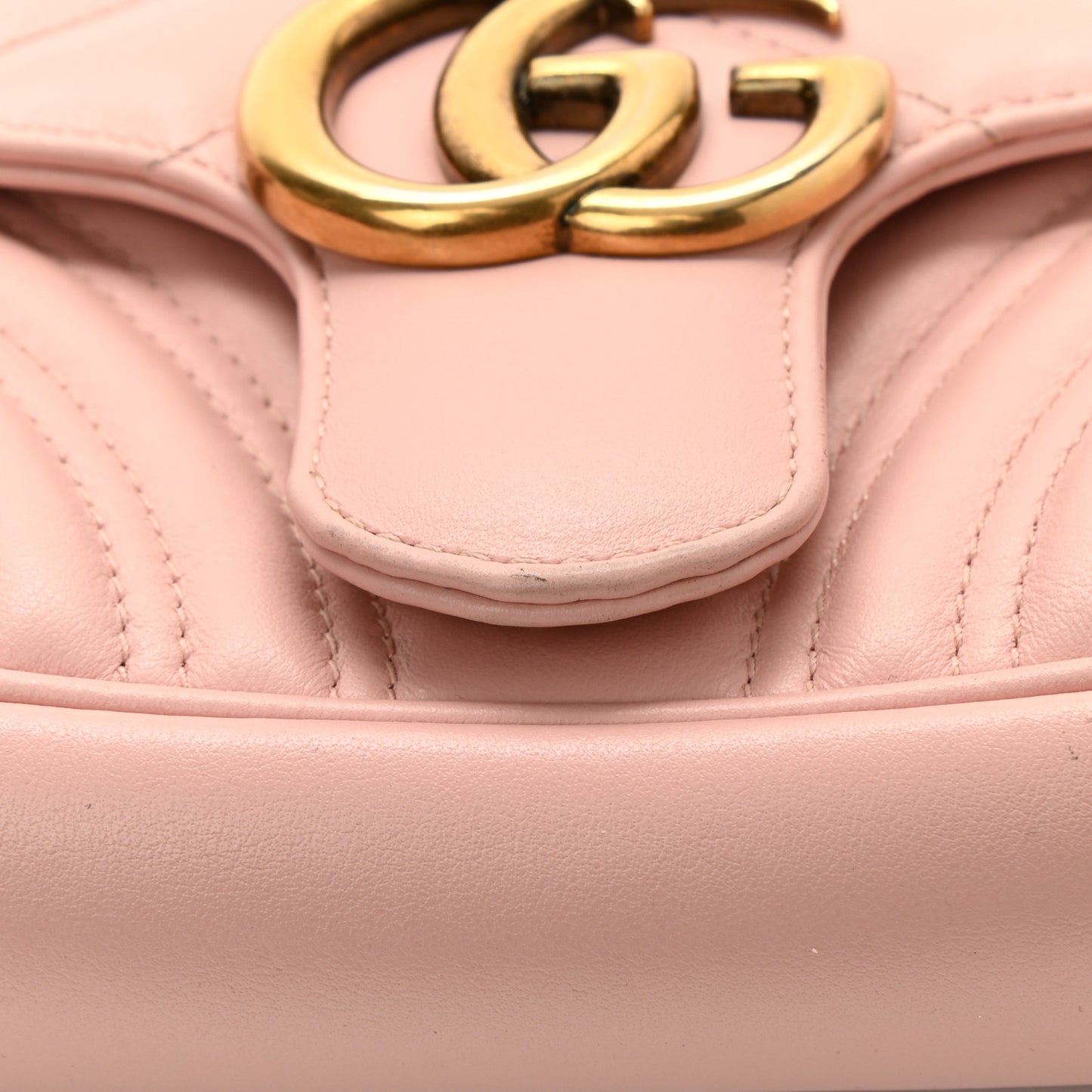 Calfskin Matelasse Mini GG Marmont Shoulder Bag Perfect Pink