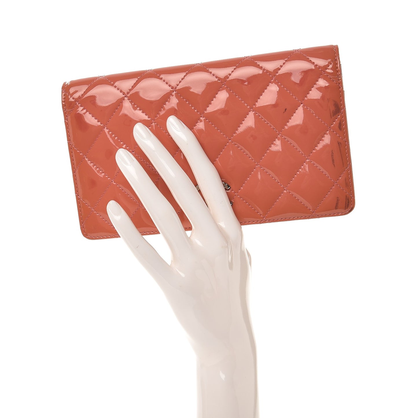 Patent Quilted Brilliant Yen Wallet Pink