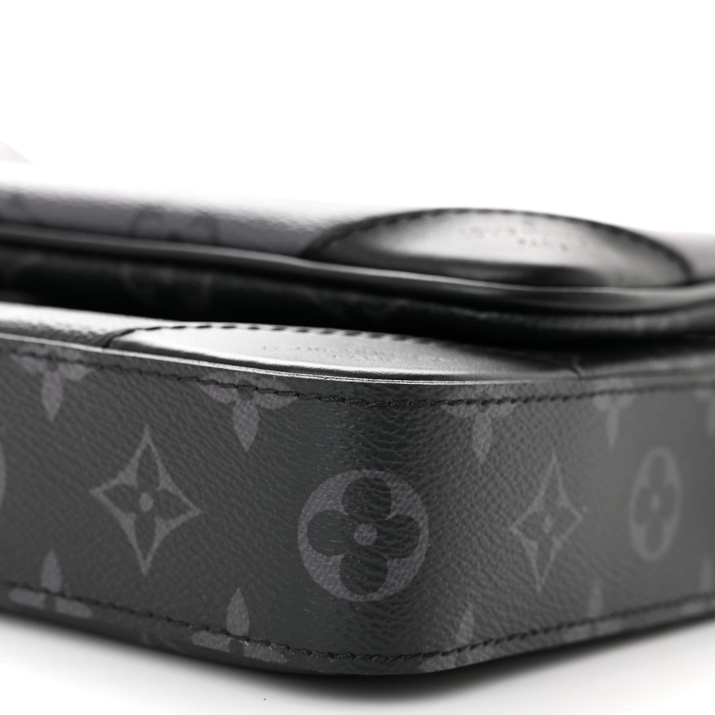 Reverse Monogram Eclipse Trio Messenger